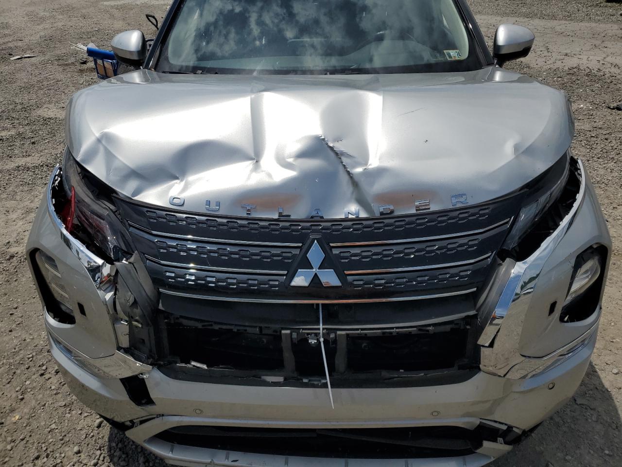 JA4J4UA81NZ068339 2022 Mitsubishi Outlander Se