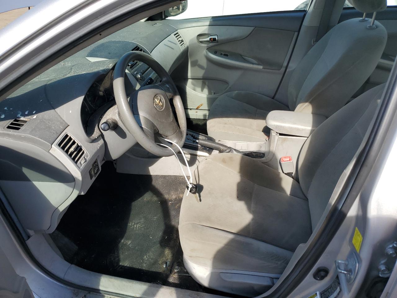 2T1BU4EE9AC527020 2010 Toyota Corolla Base