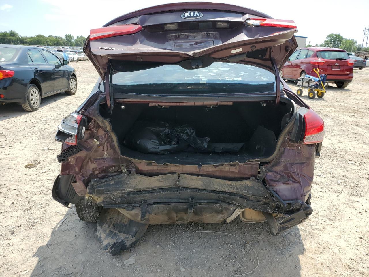 3KPFK4A70JE234087 2018 Kia Forte Lx