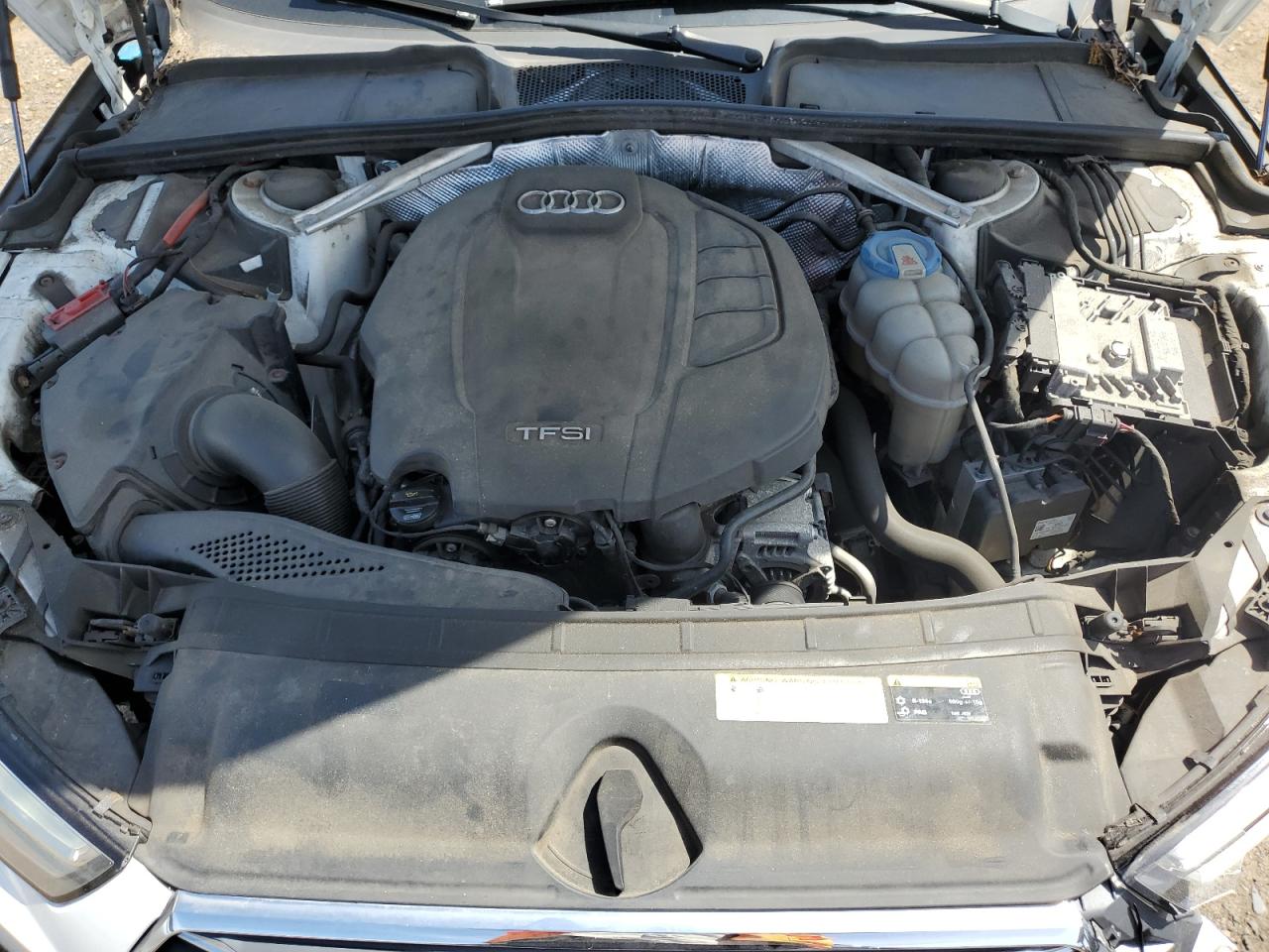 WAUANAF41HN005032 2017 Audi A4 Premium