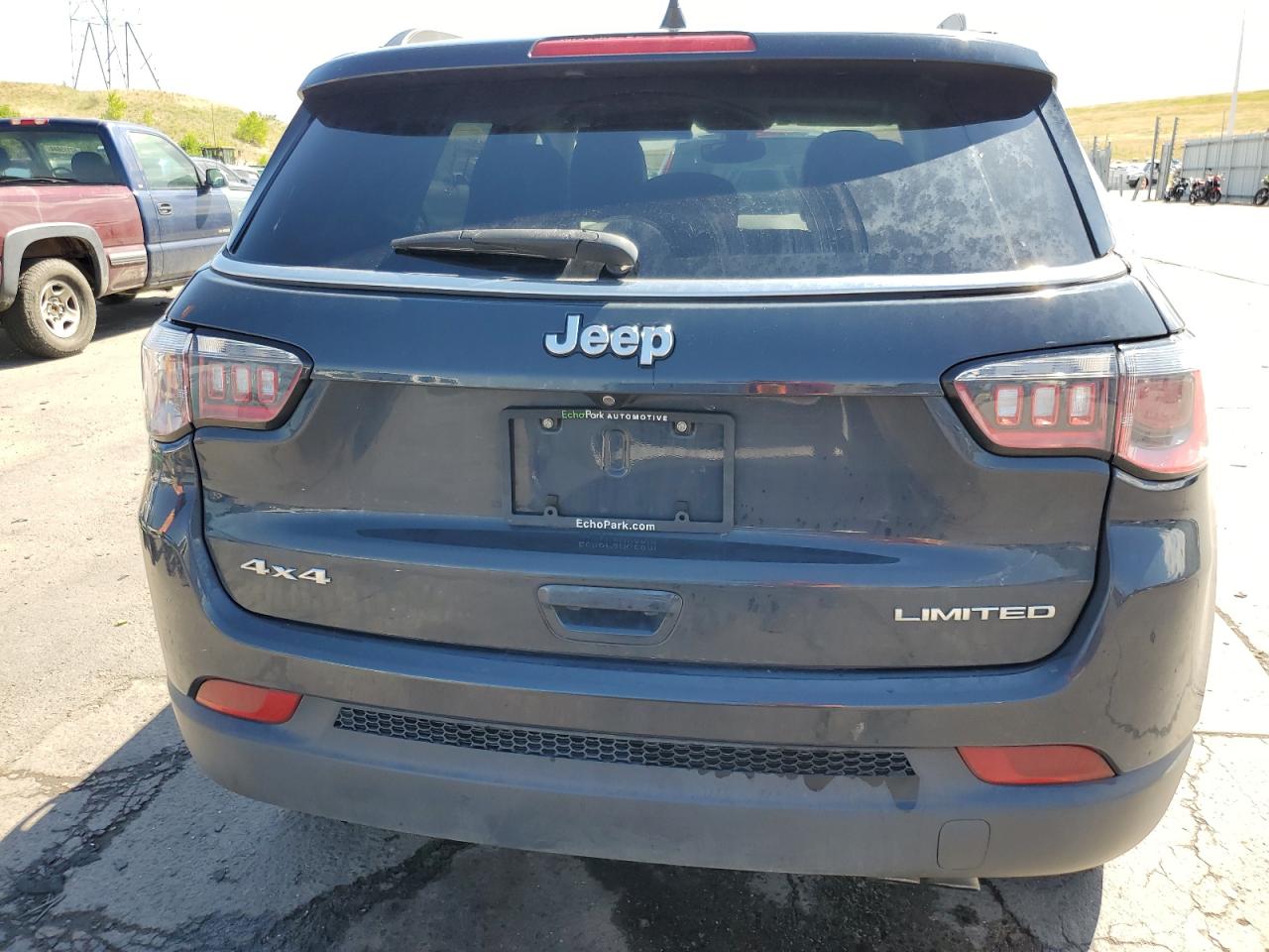 3C4NJDCB1JT255896 2018 Jeep Compass Limited