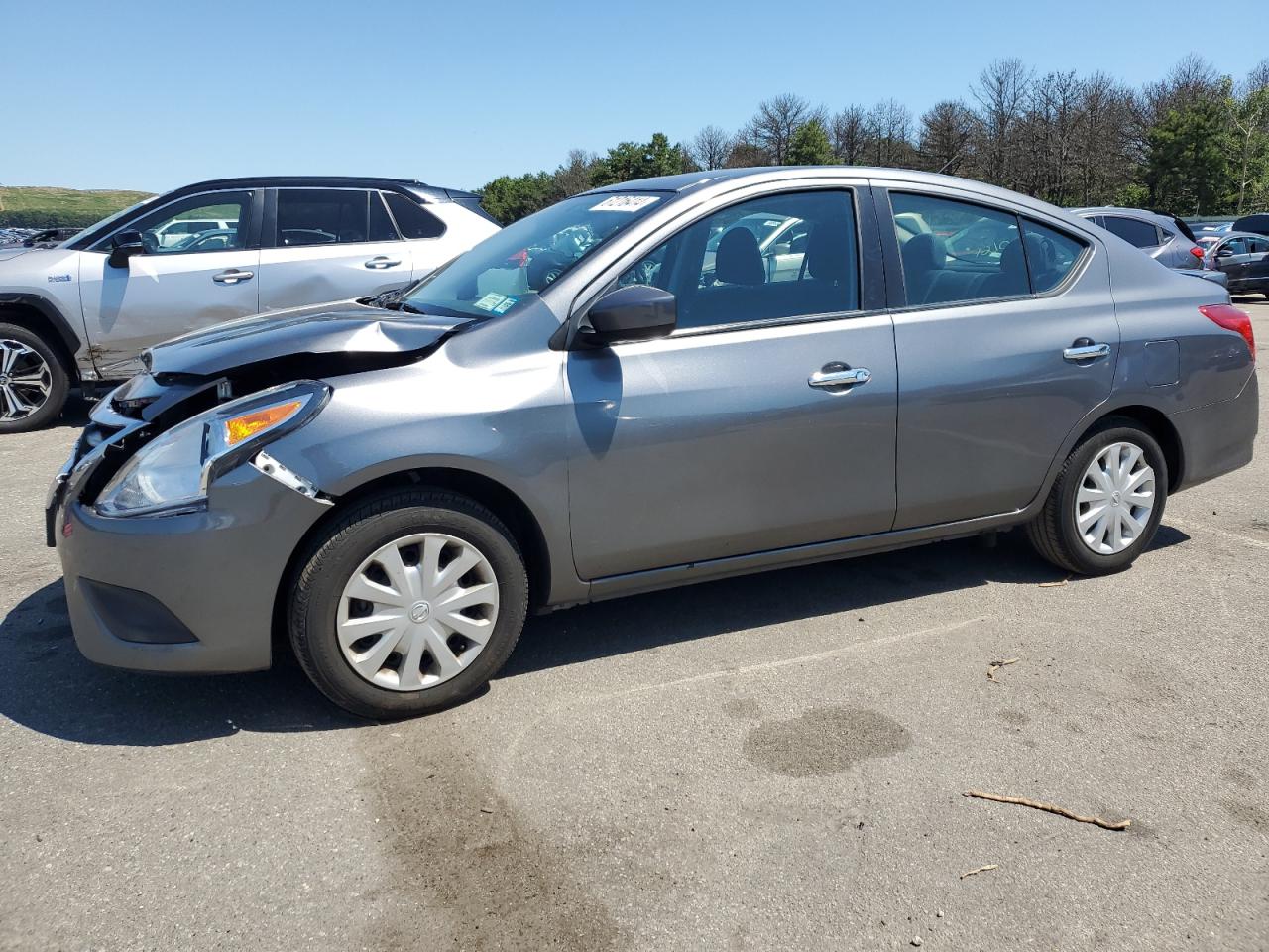  Salvage Nissan Versa