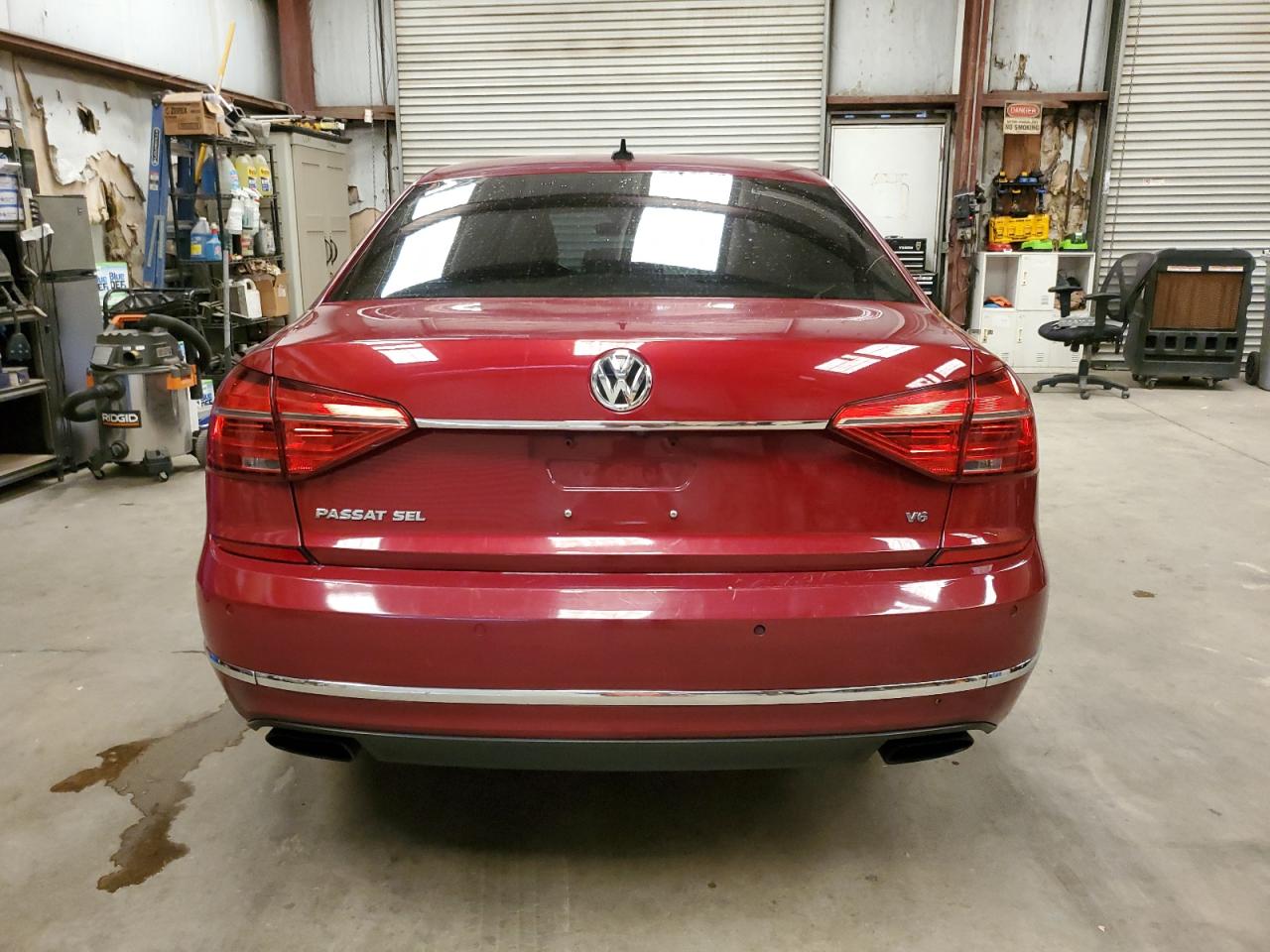 Lot #2943091436 2016 VOLKSWAGEN PASSAT SEL