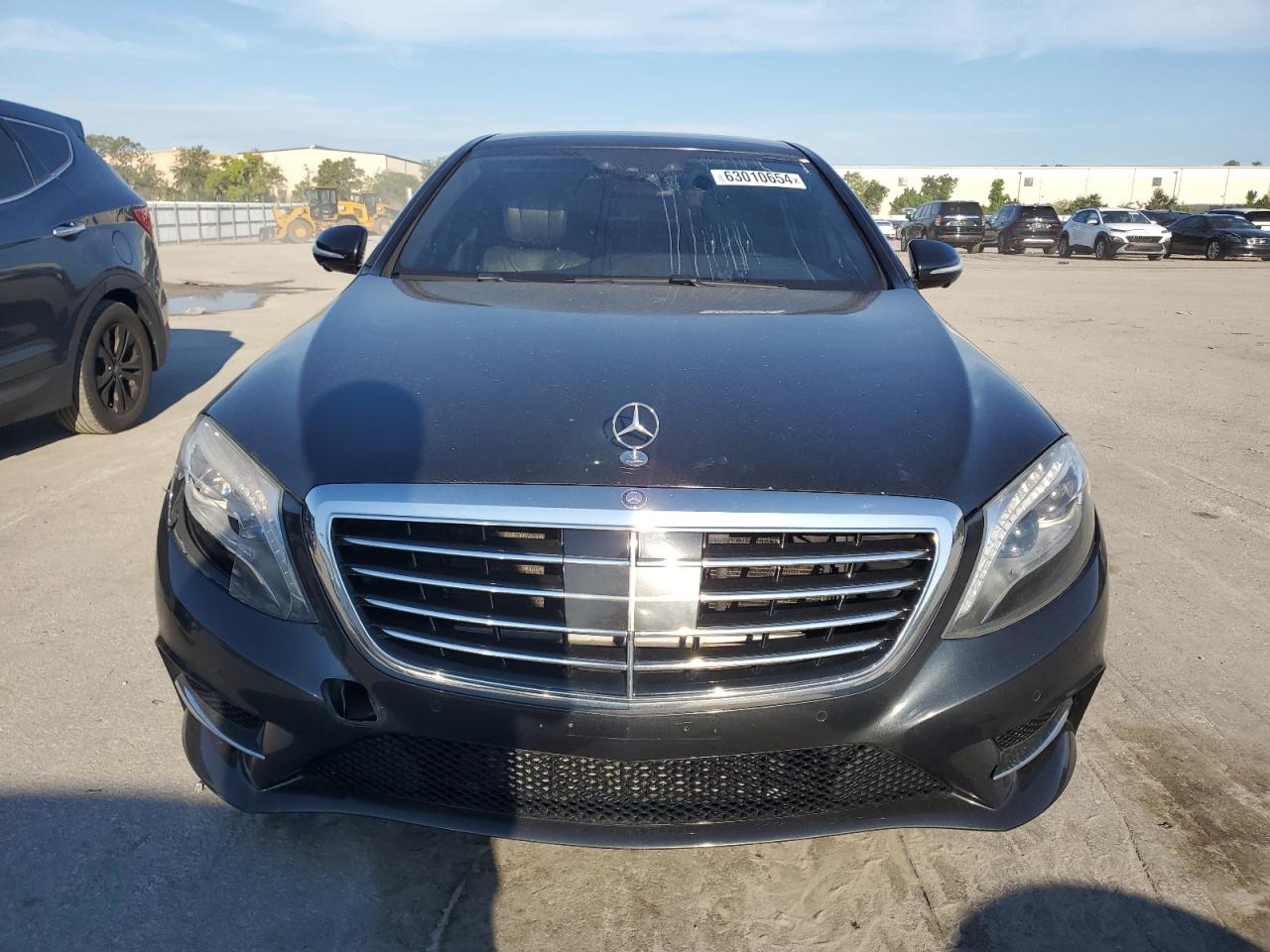 2015 Mercedes-Benz S 550 4Matic vin: WDDUG8FB4FA088452