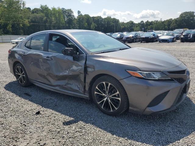 VIN 4T1B11HK1JU016117 2018 Toyota Camry, L no.4