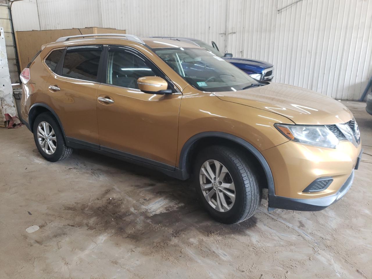 2015 Nissan Rogue S vin: KNMAT2MV9FP517116