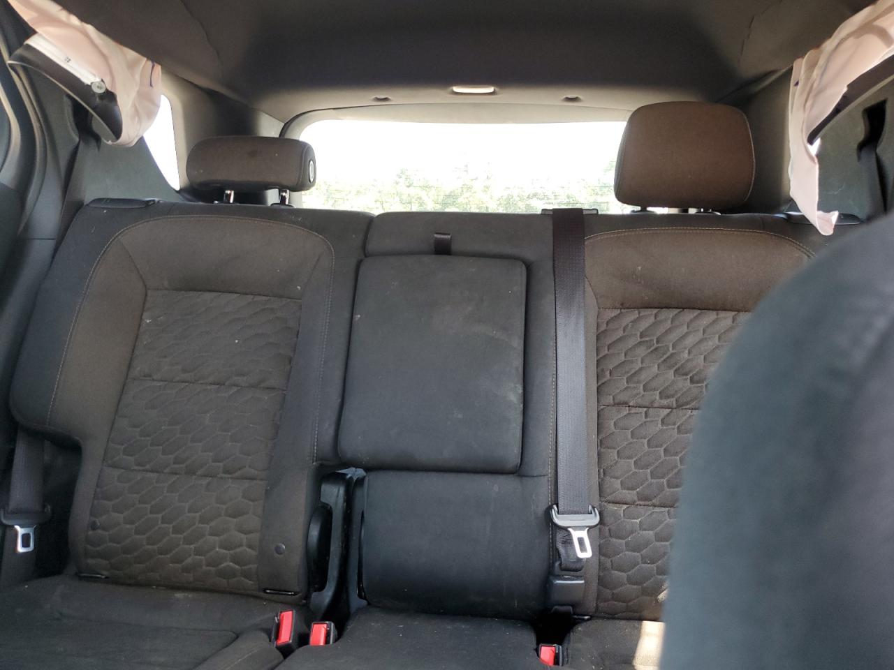 3GNAXJEV7JS585154 2018 Chevrolet Equinox Lt