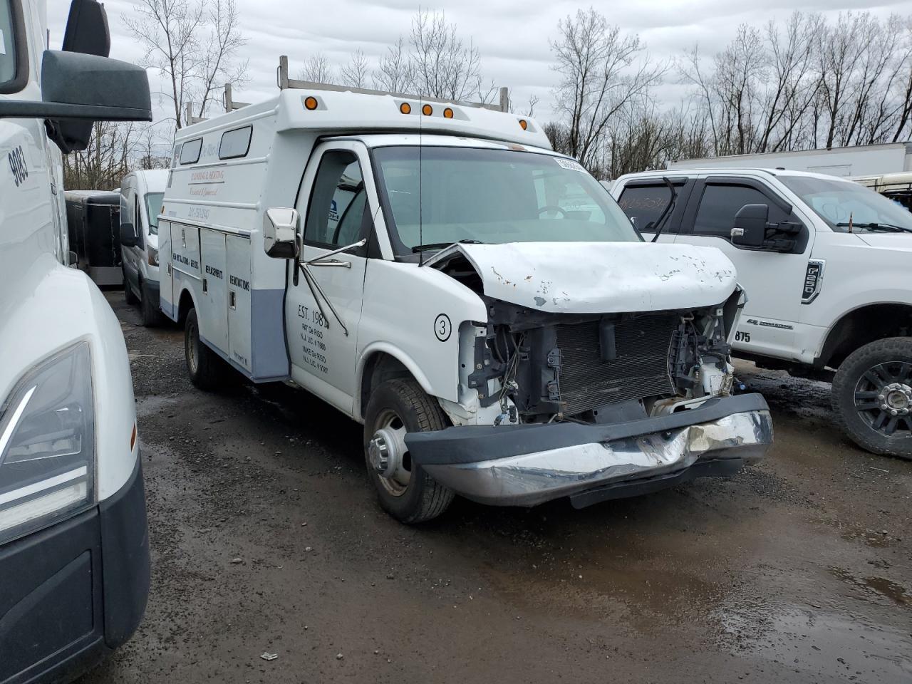 1GBJG31U541168241 2004 Chevrolet Express G3500