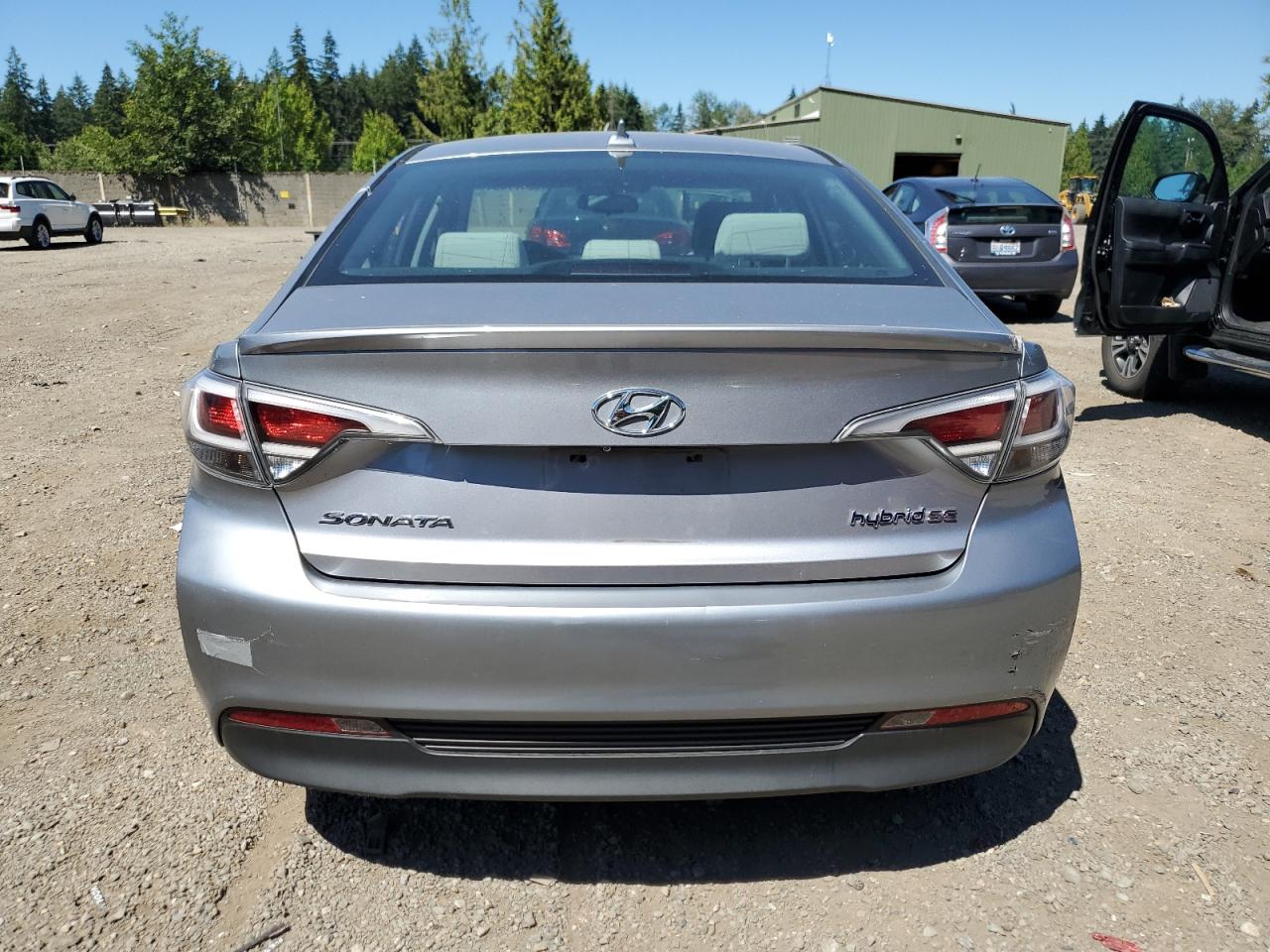 2016 Hyundai Sonata Hybrid vin: KMHE24L10GA013374