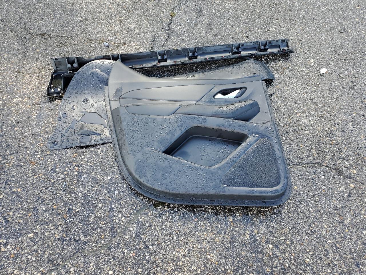 1GNERGKW8MJ133117 2021 Chevrolet Traverse Lt