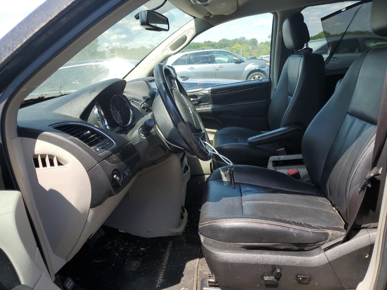 2C4RC1BG4DR805221 2013 Chrysler Town & Country Touring