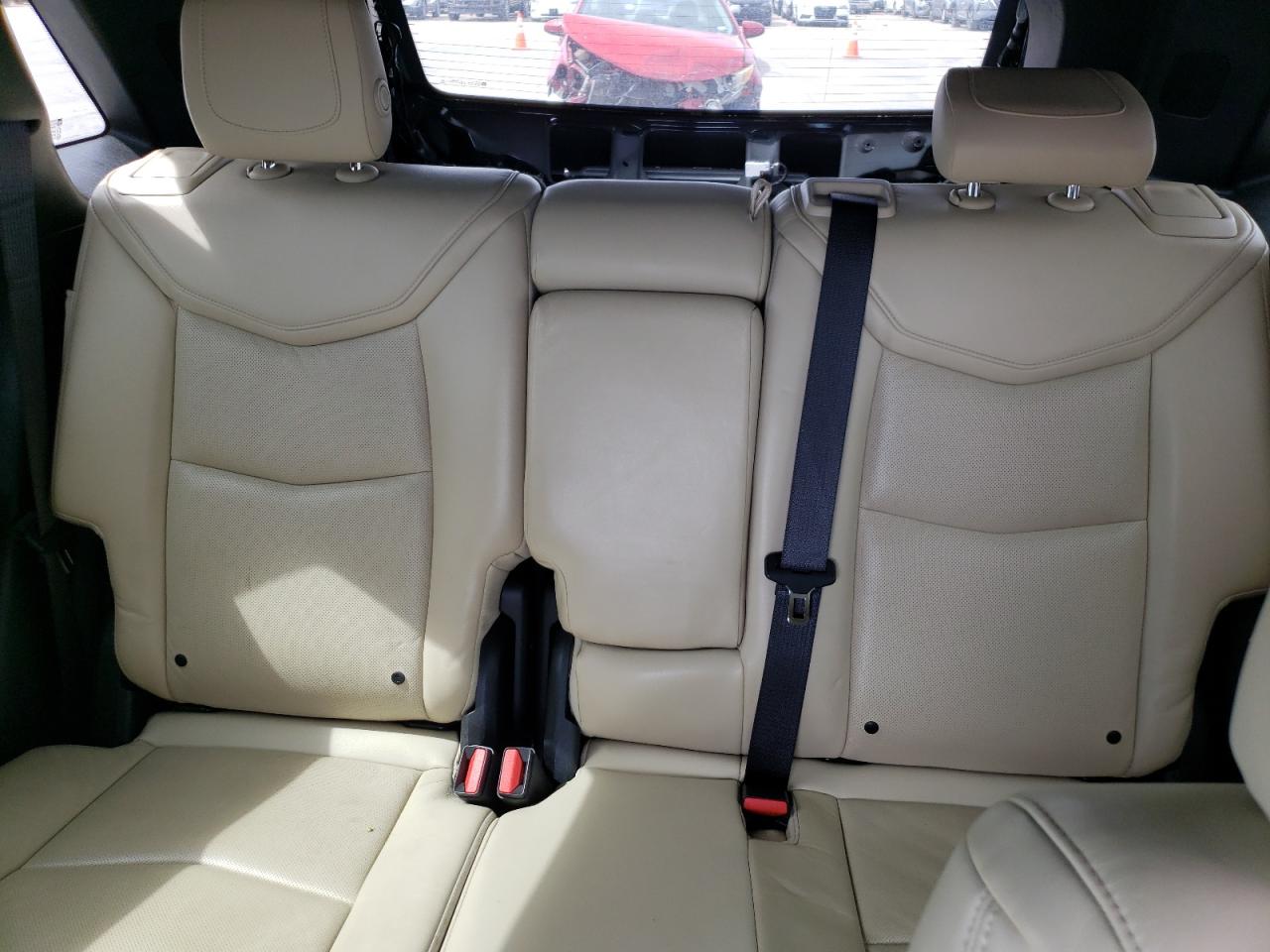 1GYKNDRS7HZ313621 2017 Cadillac Xt5 Luxury