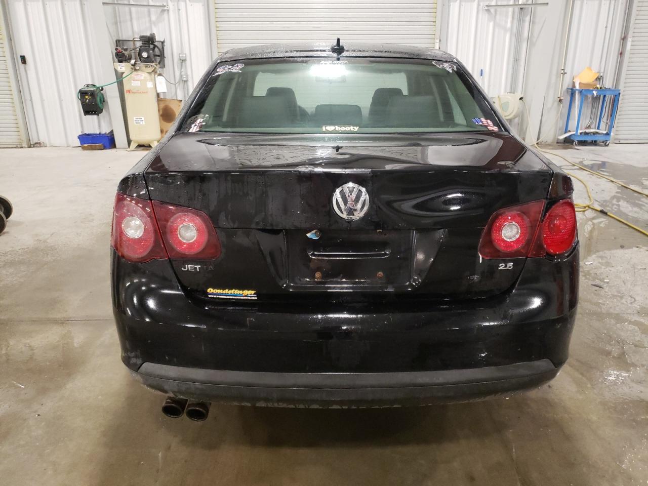 3VWRM71K59M055877 2009 Volkswagen Jetta Se
