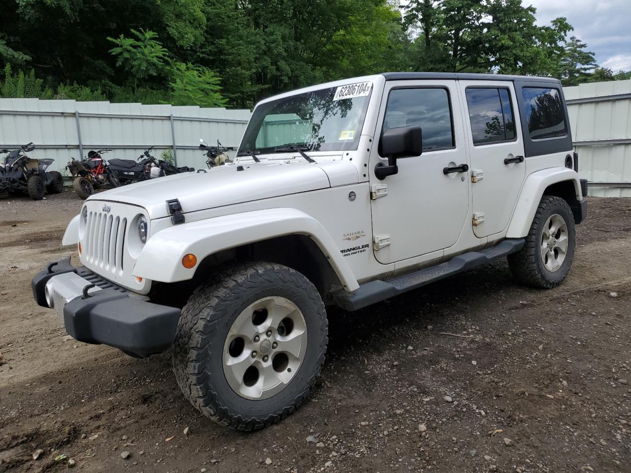 2013 Jeep Wrangler Unlimited Sahara vin: 1C4HJWEG6DL611325