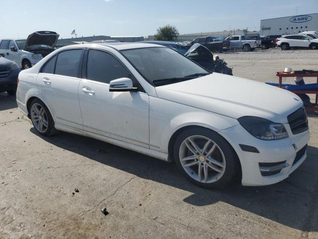 VIN WDDGF4HB8ER307421 2014 Mercedes-Benz C-Class, 250 no.4