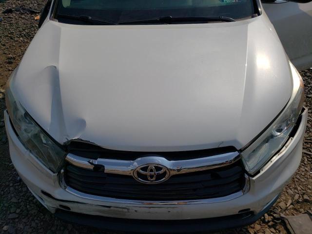 VIN 5TDZARFH9FS010506 2015 Toyota Highlander, LE no.12