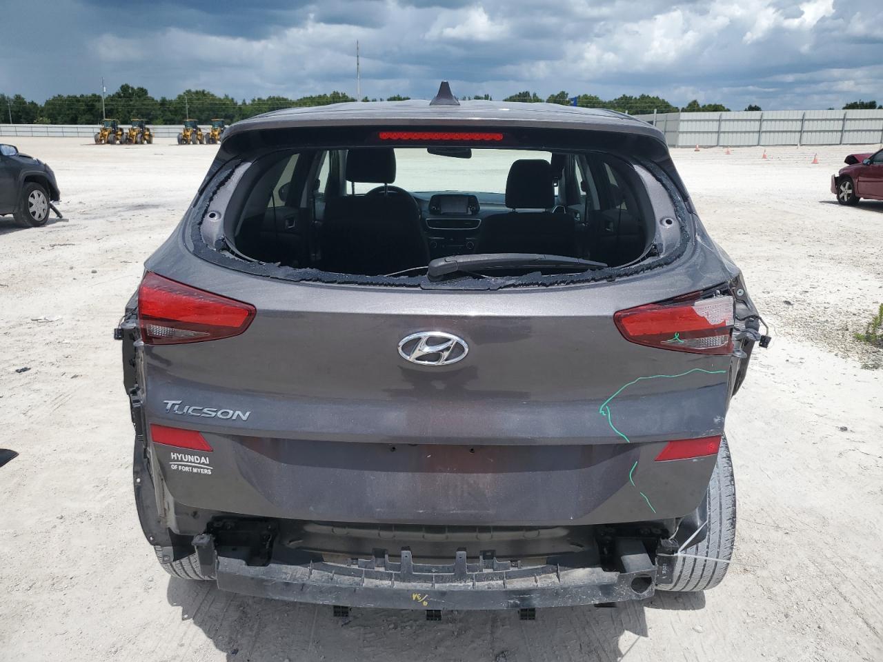 KM8J23A4XLU131687 2020 Hyundai Tucson Se