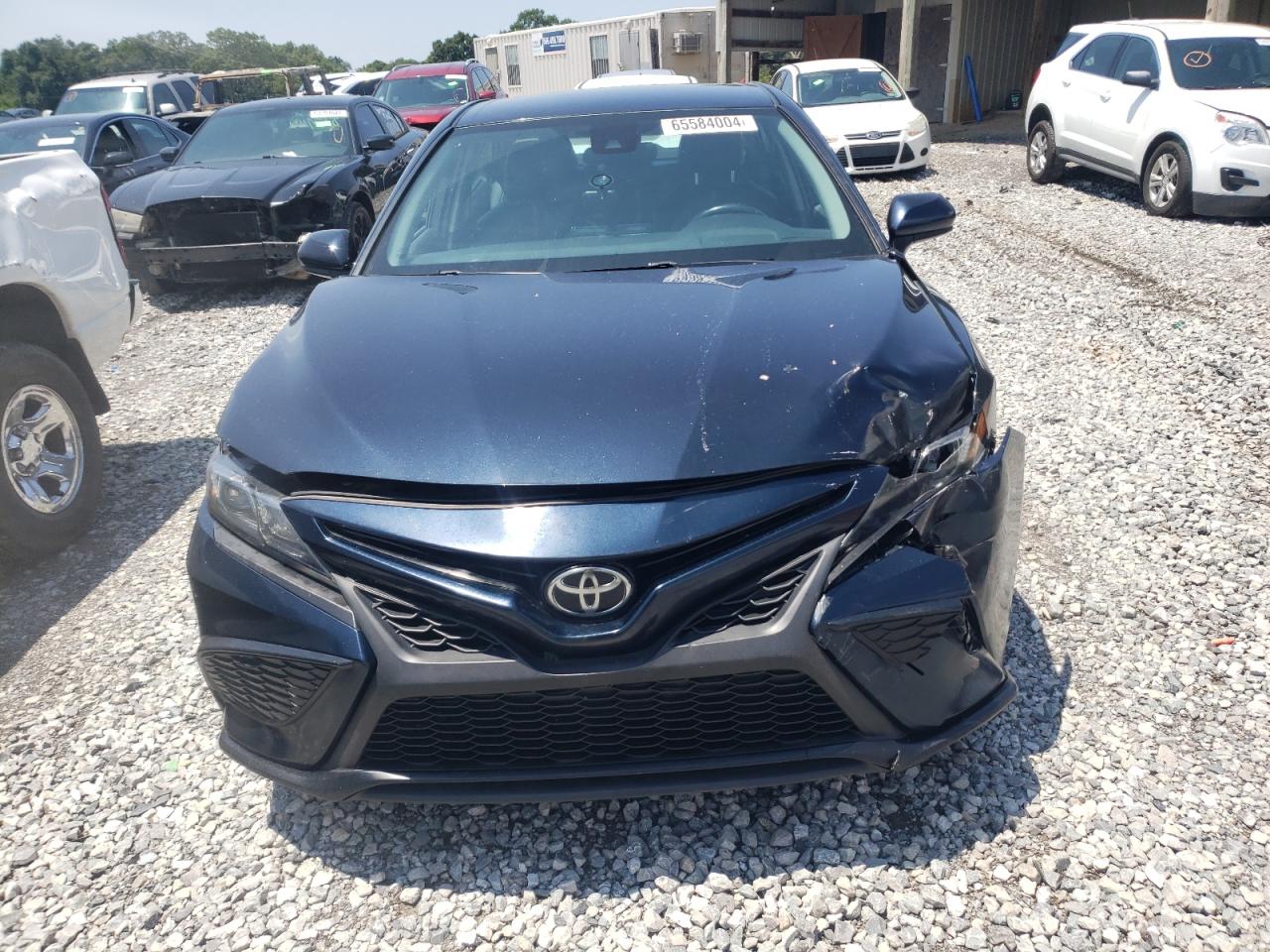 Lot #2784324223 2021 TOYOTA CAMRY SE