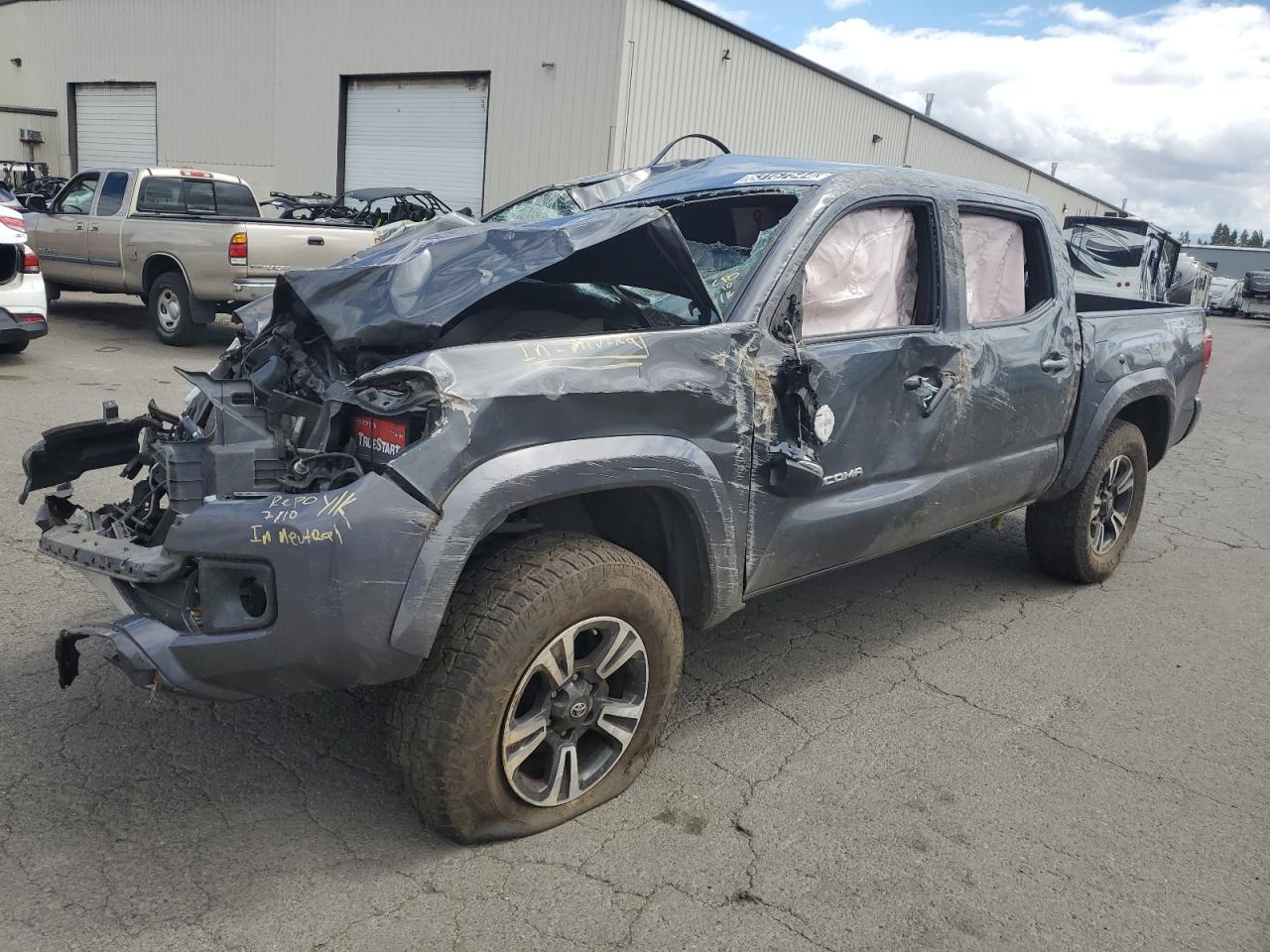  Salvage Toyota Tacoma