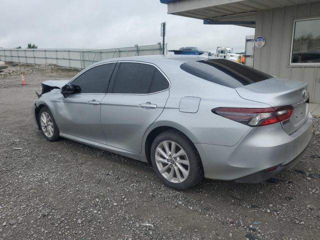 VIN 4T1C11AKXPU117163 2023 Toyota Camry, LE no.2