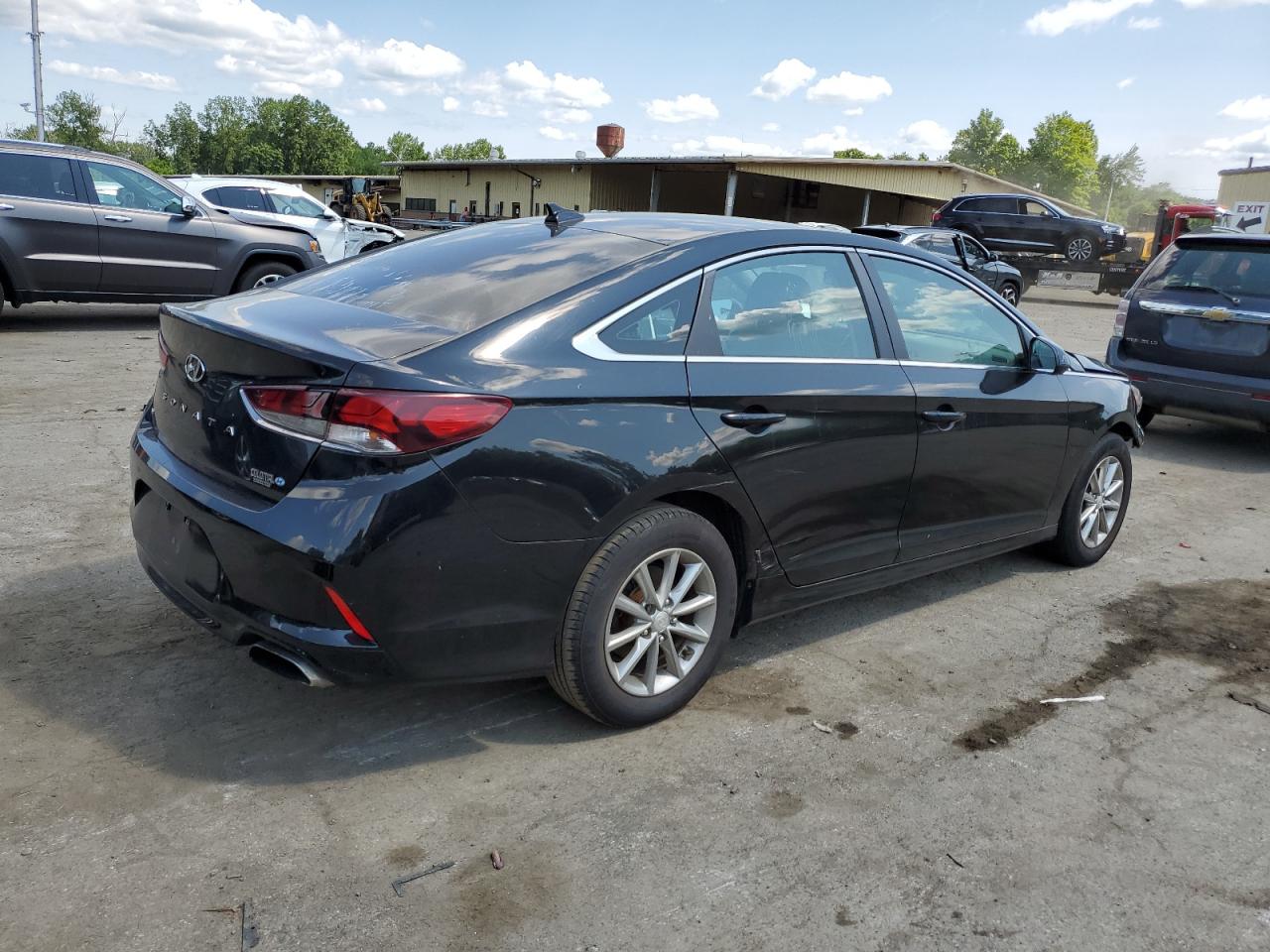 Lot #2758122968 2018 HYUNDAI SONATA SE