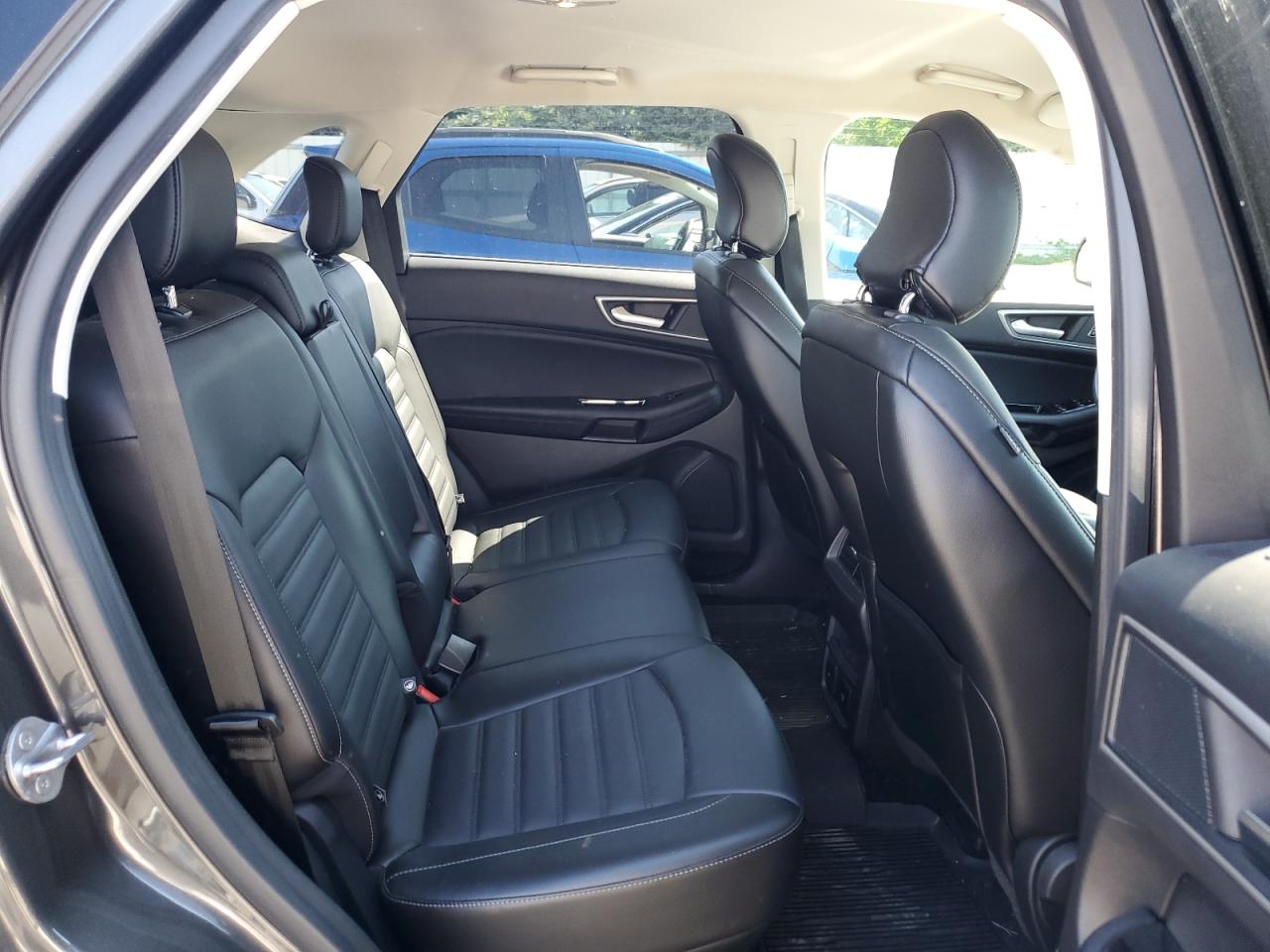 2FMPK4J93JBB02370 2018 Ford Edge Sel