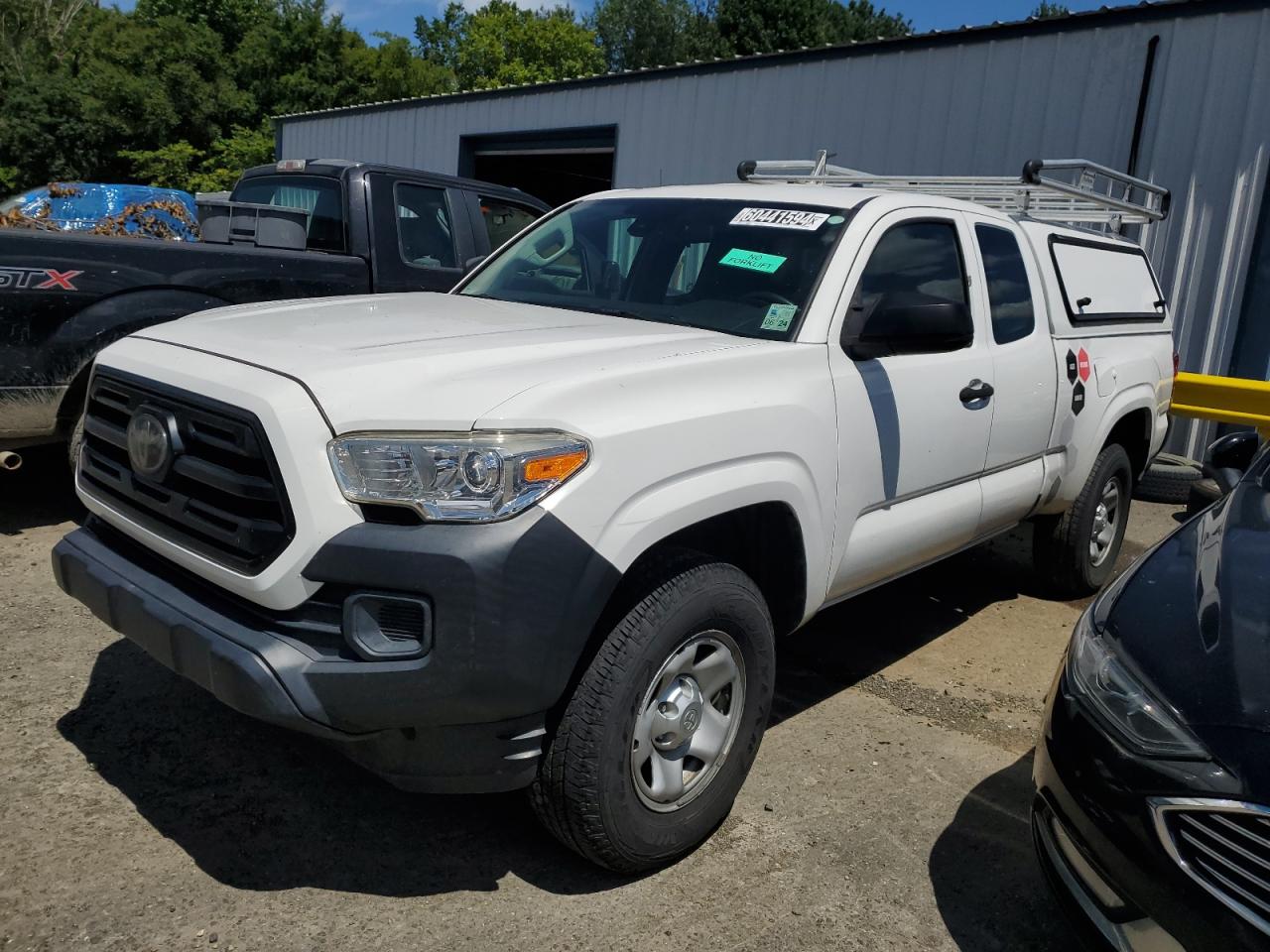 2018 Toyota Tacoma Access Cab vin: 5TFRX5GN2JX108260