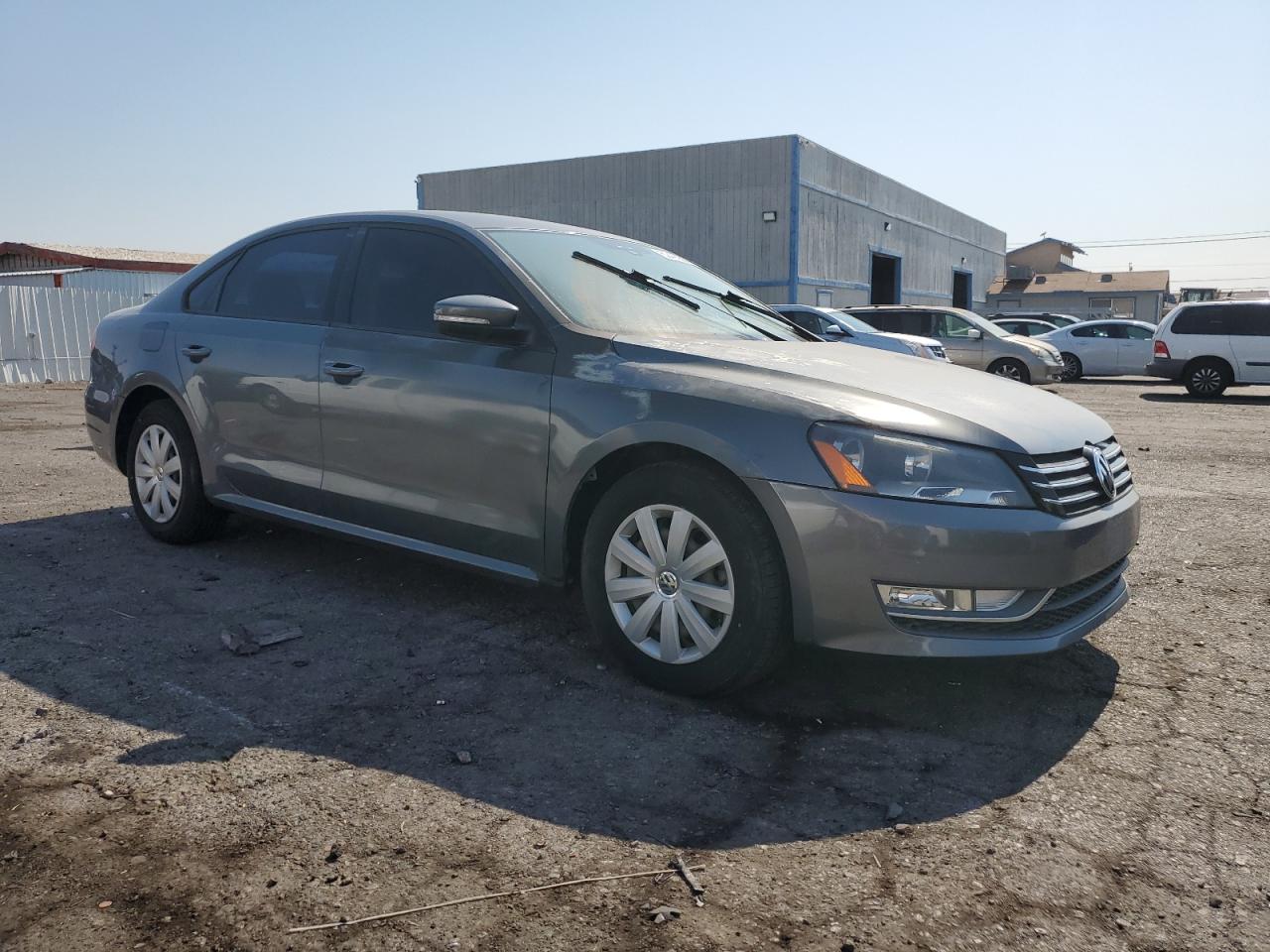 2013 Volkswagen Passat S vin: 1VWAP7A31DC140125