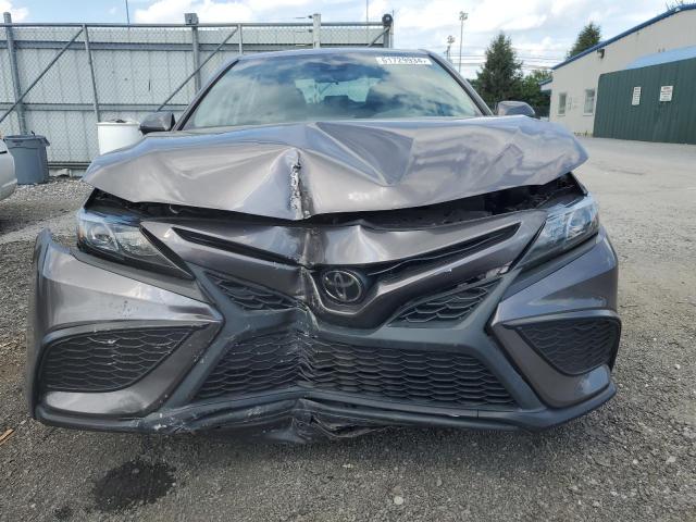 VIN 4T1G11AK5NU017213 2022 Toyota Camry, SE no.5