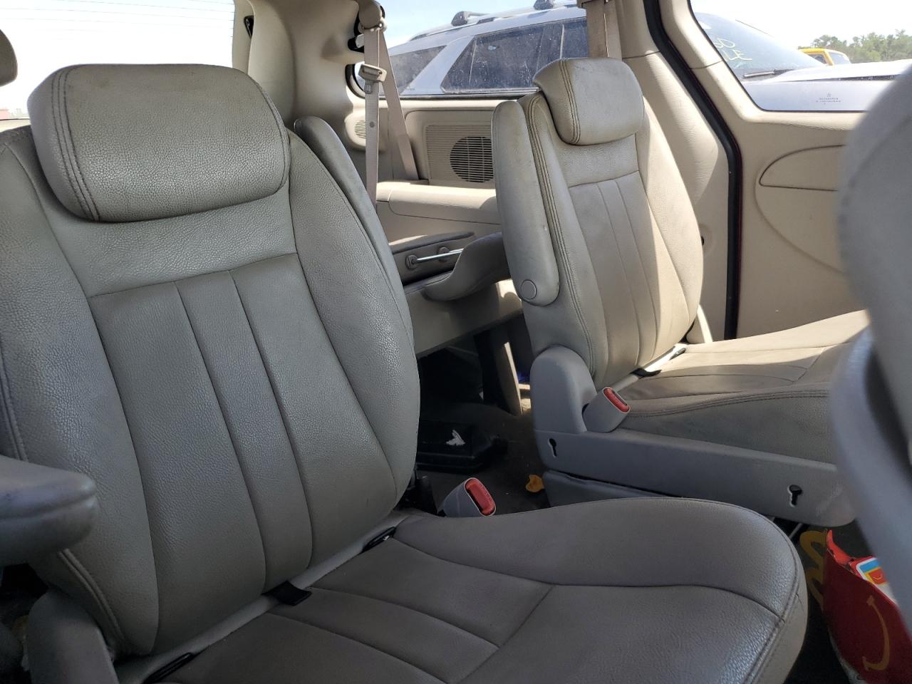 2A4GP54L06R666831 2006 Chrysler Town & Country Touring