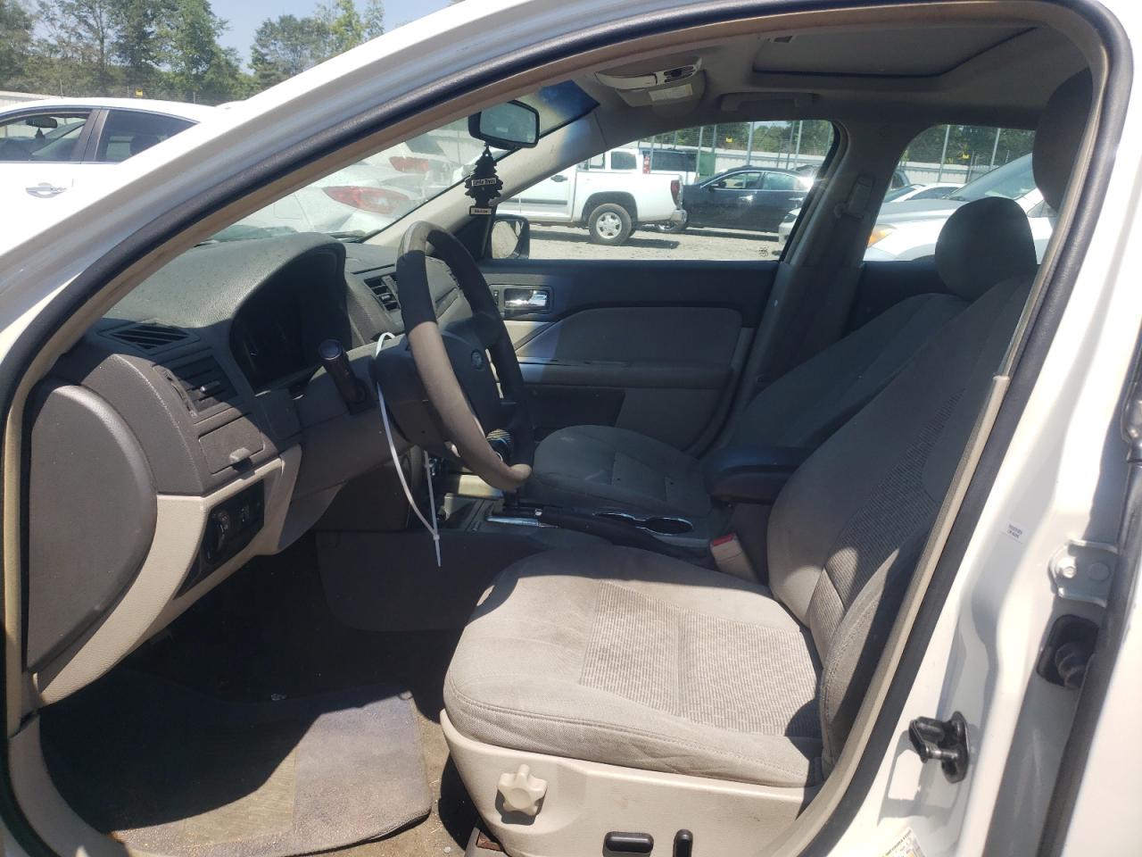 3FAHP0HGXBR213031 2011 Ford Fusion Se