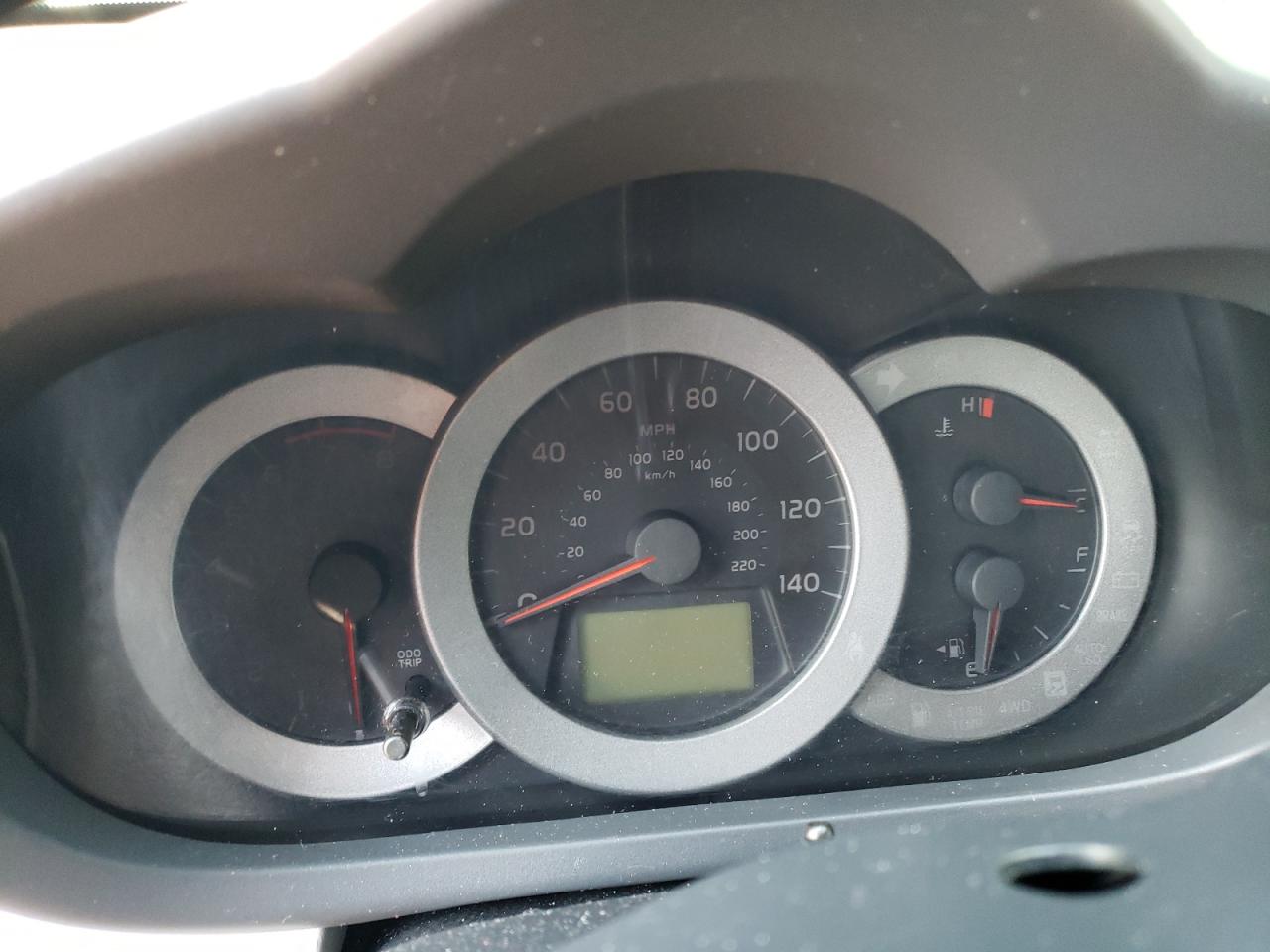 2T3BF4DV1BW102815 2011 Toyota Rav4