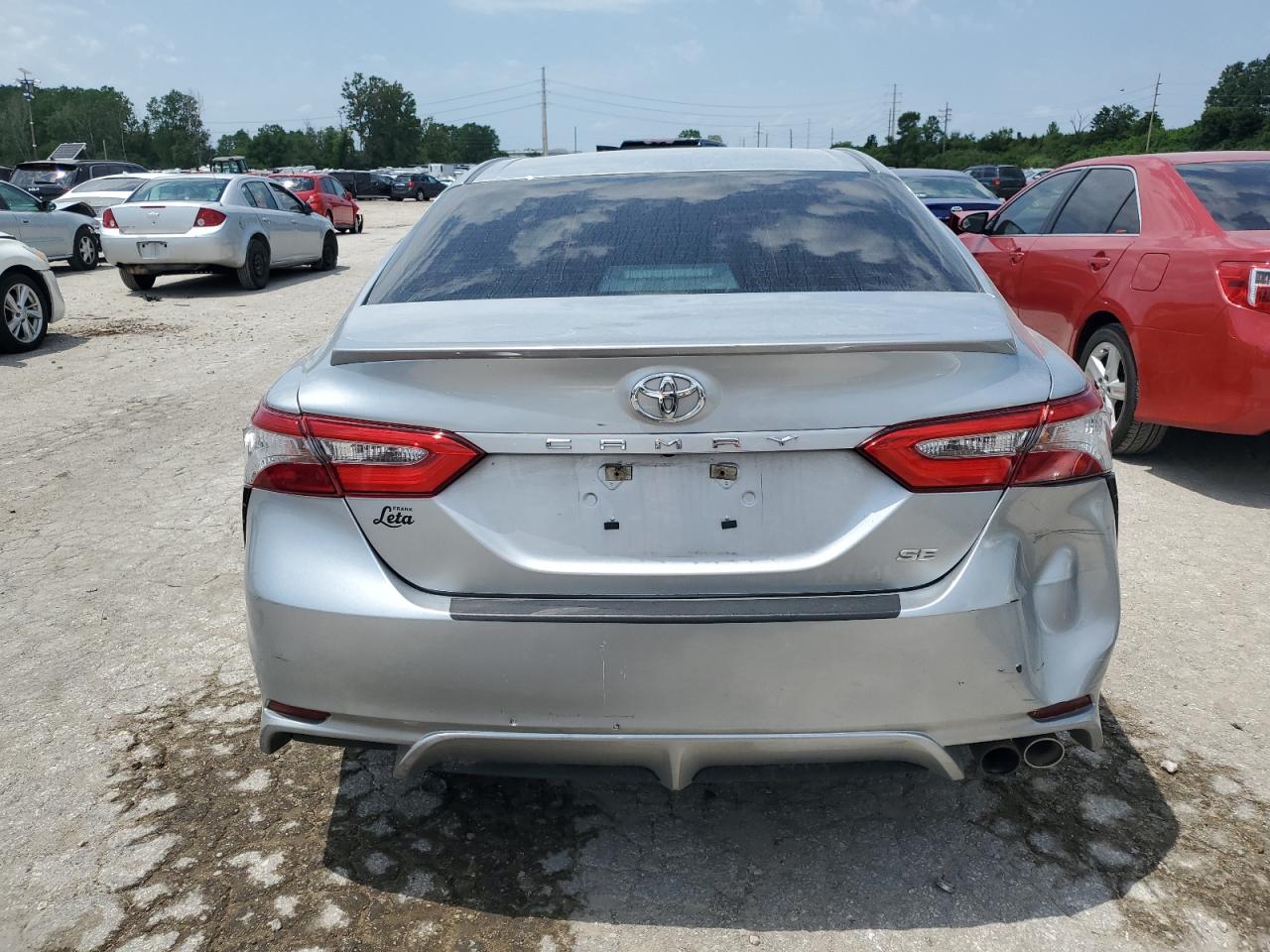 2018 Toyota Camry L vin: 4T1B11HK4JU644916