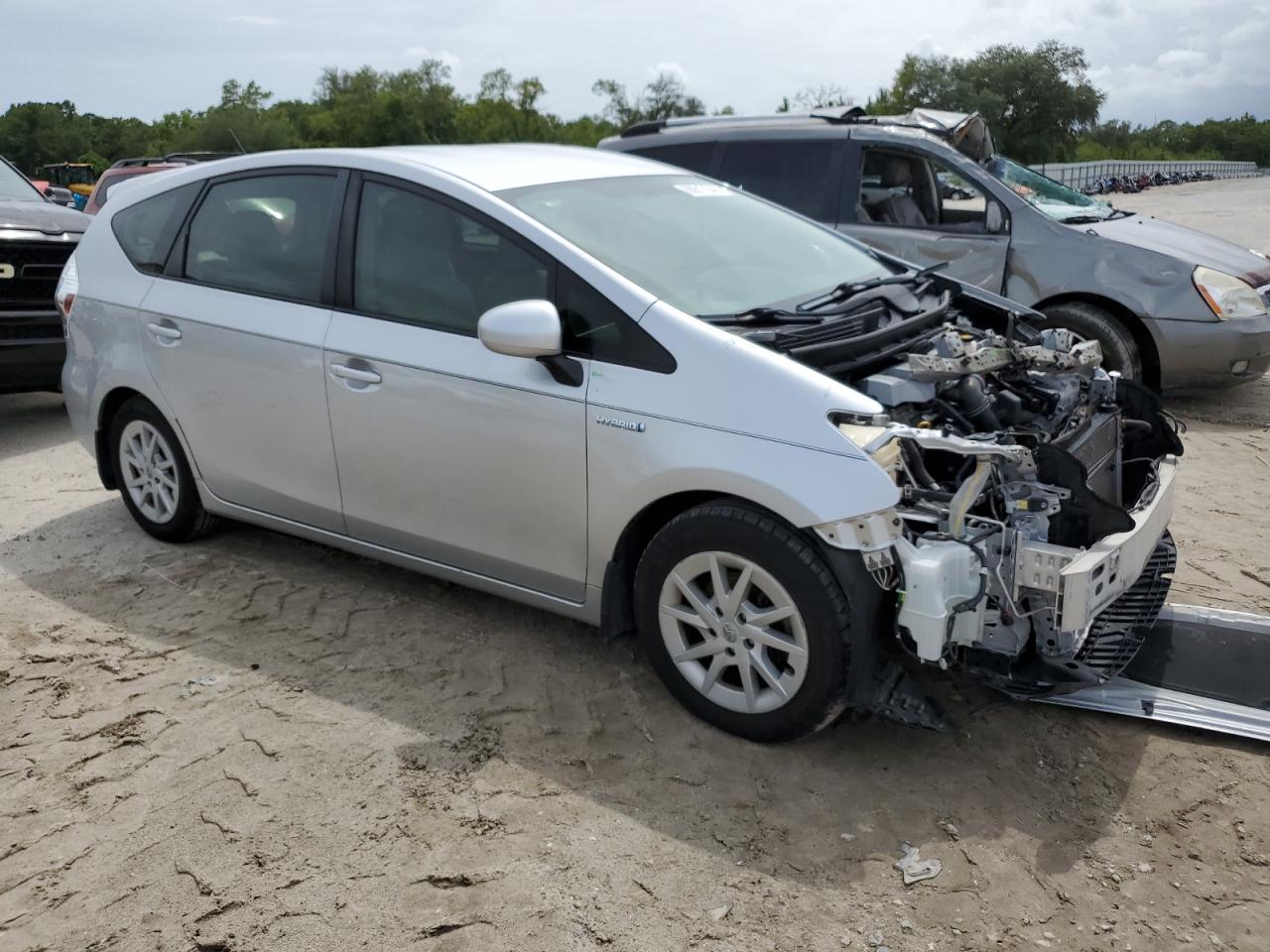 JTDZN3EU6C3120331 2012 Toyota Prius V