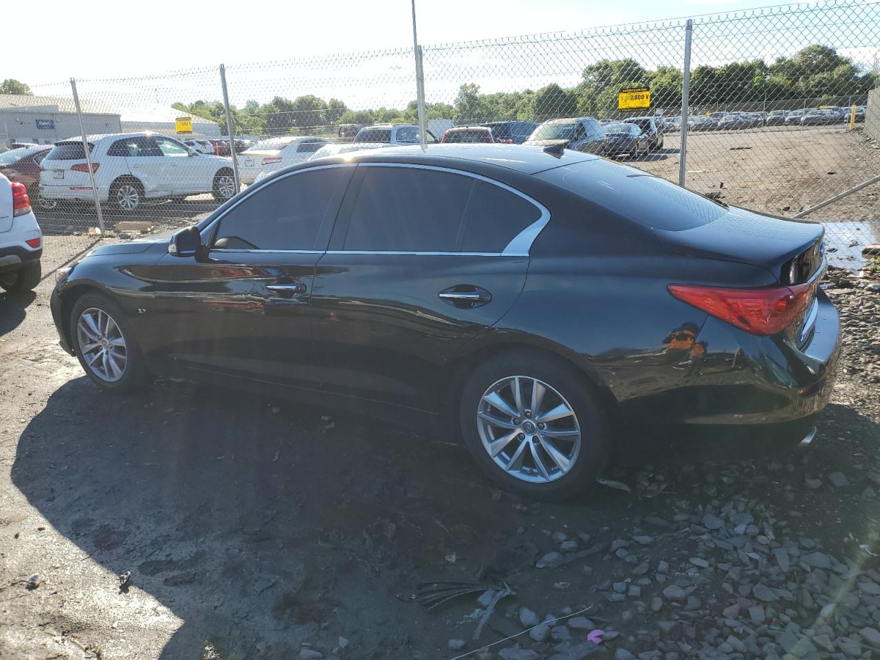 2015 Infiniti Q50 Base vin: JN1BV7ARXFM396040