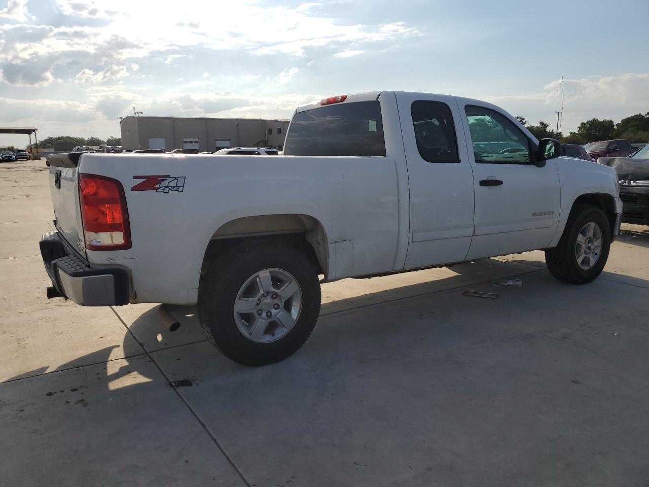 2012 GMC Sierra K1500 Sle vin: 1GTR2VE71CZ305205