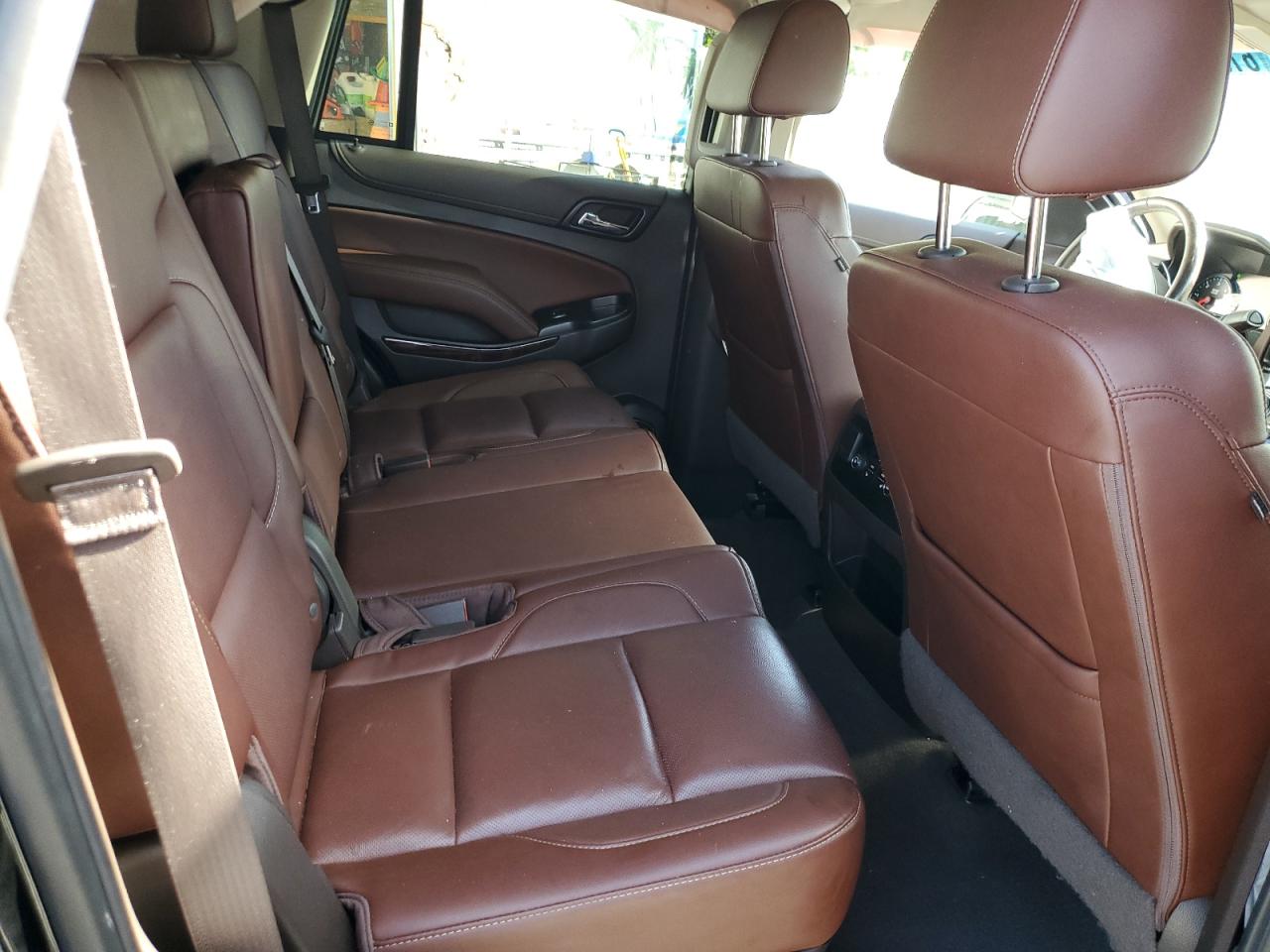 1GNSKCKJ7KR147514 2019 Chevrolet Tahoe K1500 Premier