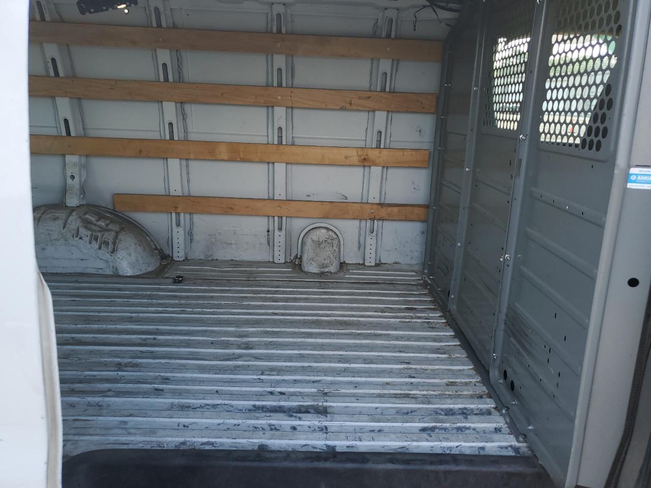 1GTW7AFF2H1908916 2017 GMC Savana G2500