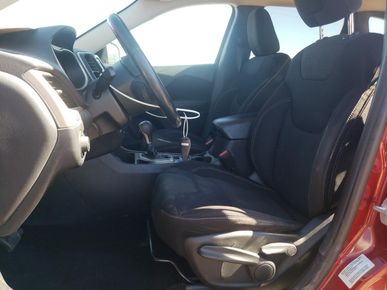 1C4PJLCBXFW596301 2015 Jeep Cherokee Latitude