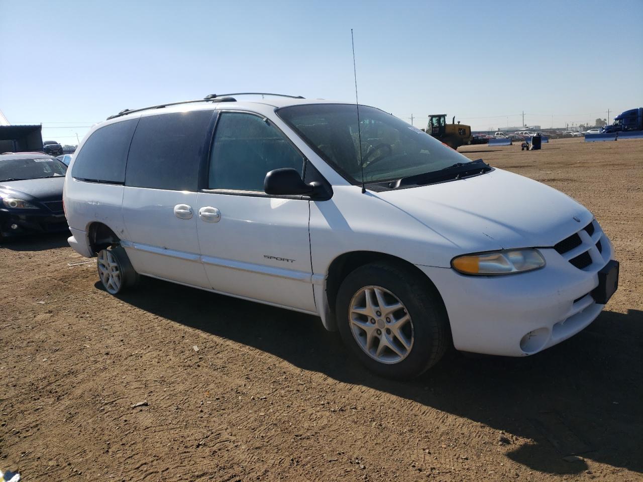 Lot #2827991113 2000 DODGE GRAND CARA