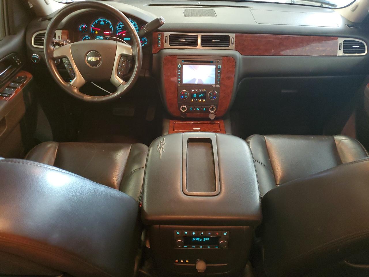 1GNSKKE79ER101777 2014 Chevrolet Suburban K1500 Ltz