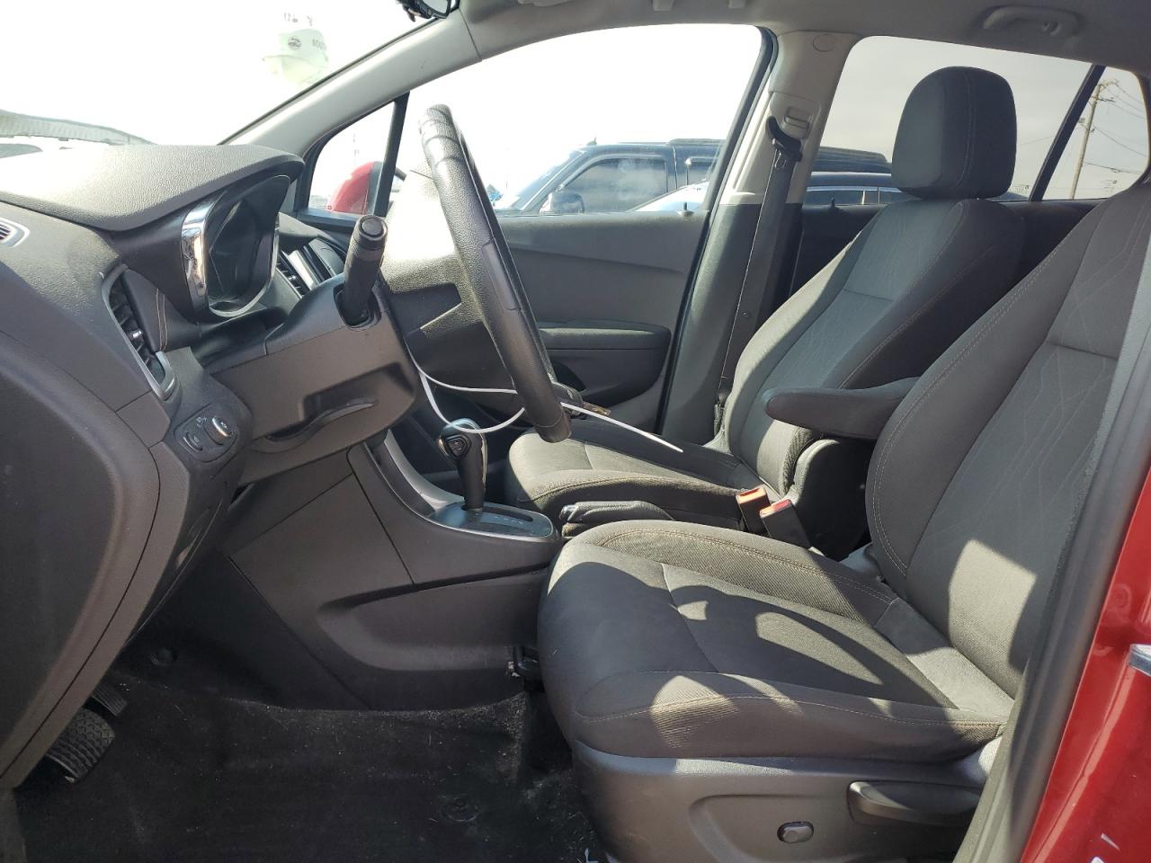 3GNCJLSBXJL241313 2018 Chevrolet Trax 1Lt