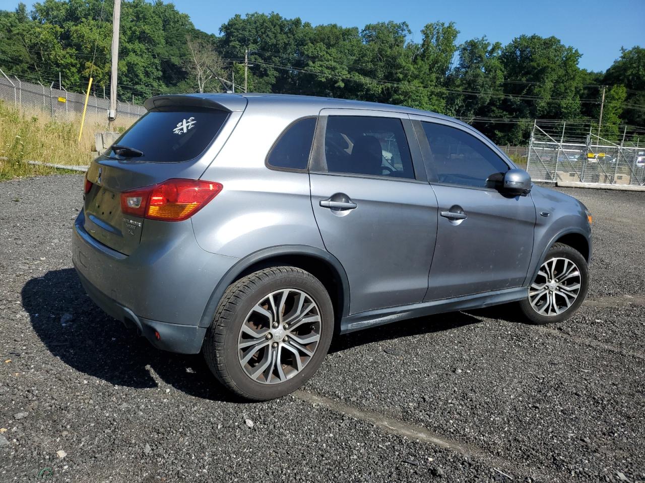 2016 Mitsubishi Outlander Sport Es vin: JA4AP3AW4GZ046032