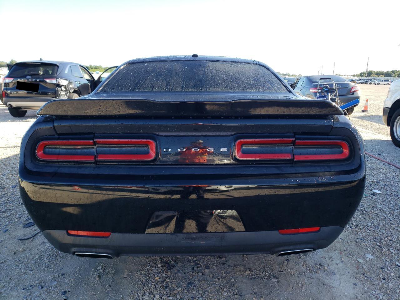 2C3CDZAG9GH107382 2016 Dodge Challenger Sxt