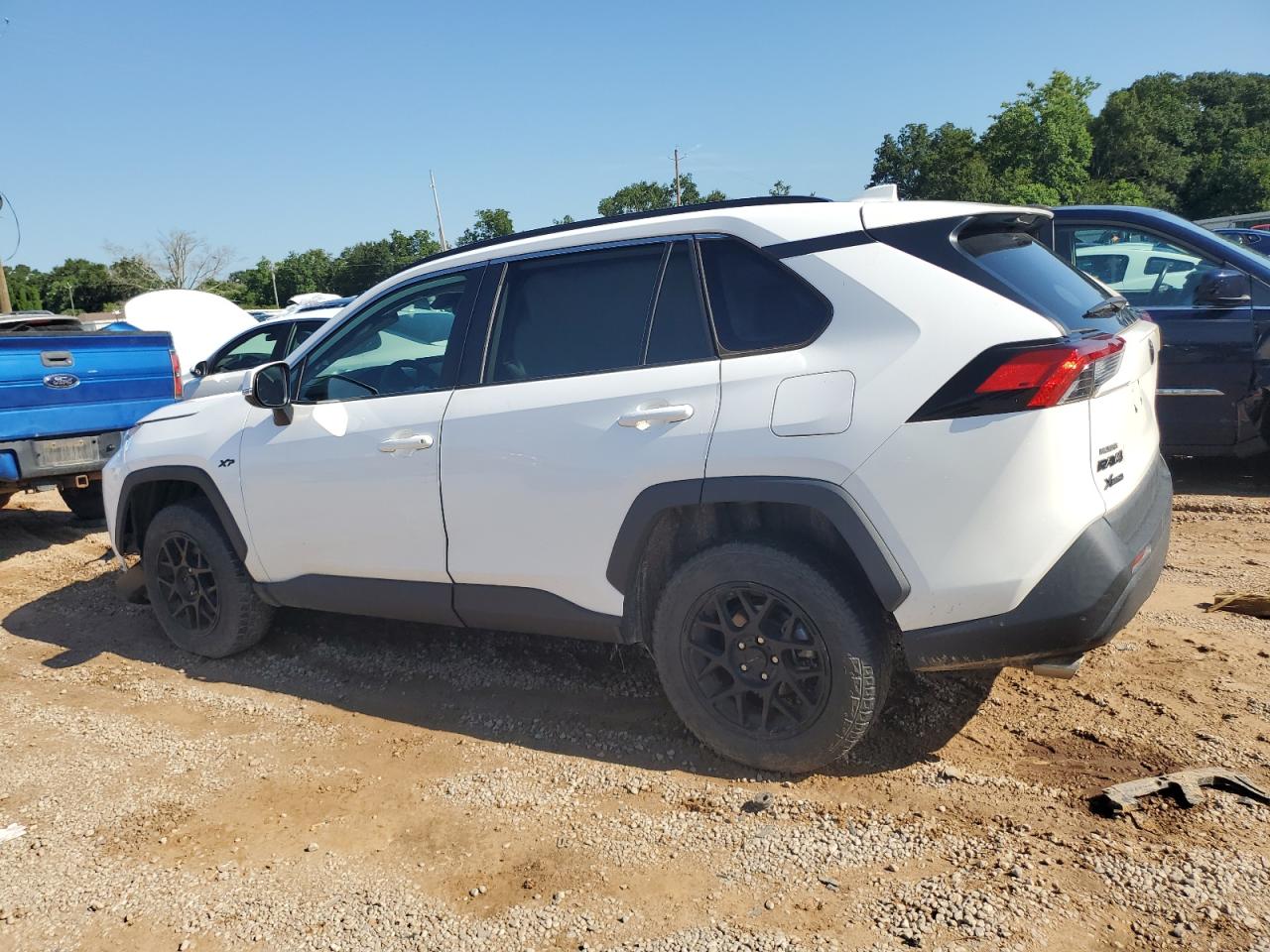 Lot #2776834752 2020 TOYOTA RAV4 LE