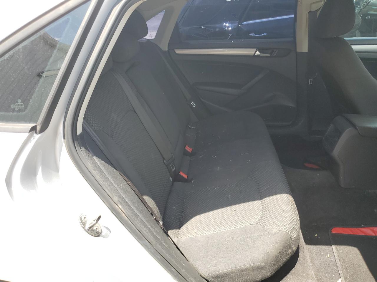 1VWAP7A34CC062082 2012 Volkswagen Passat S