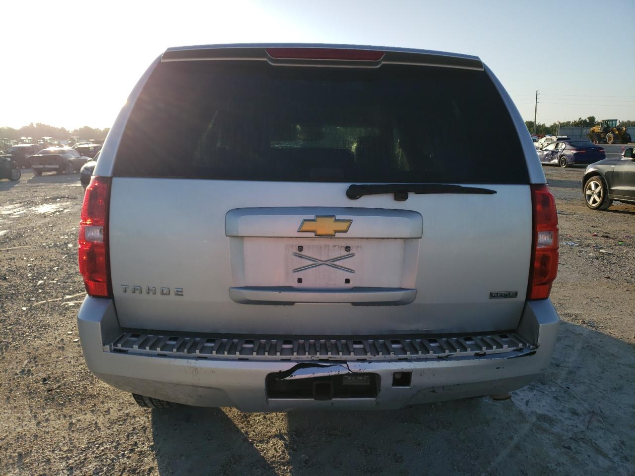 1GNSCAE00BR235583 2011 Chevrolet Tahoe C1500 Ls