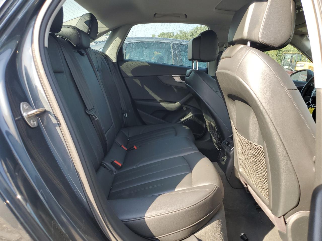 WAUENAF40HN048441 2017 Audi A4 Premium Plus