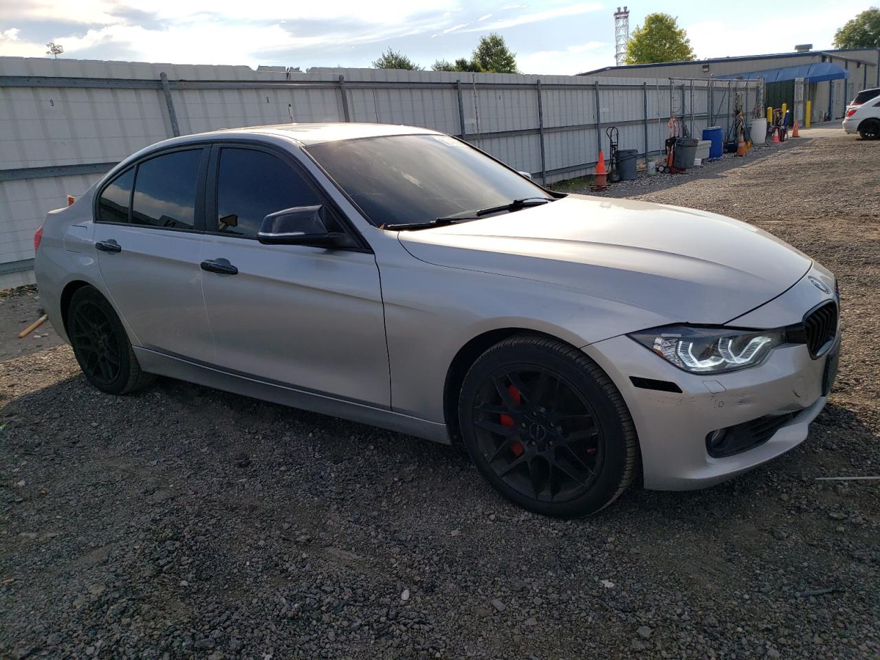 2014 BMW 328 Xi Sulev vin: WBA3B5G57ENS06347