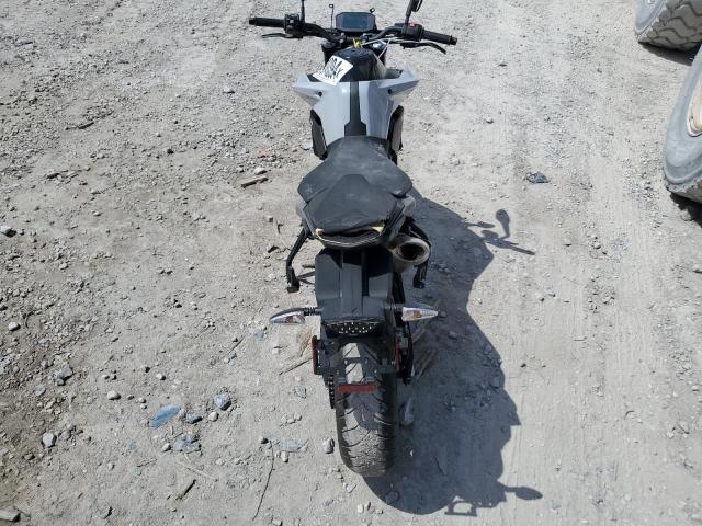 2023 KTM 790 DUKE LCETU7401PH700528